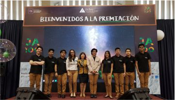 Presentes en la Gran Final de La Compañia de Junior Achievement